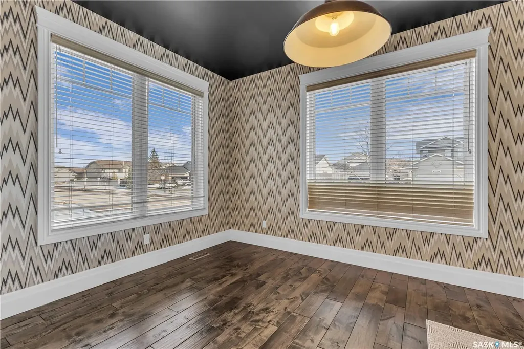 438 Horlick Manor Saskatoon SK S7N 2J6