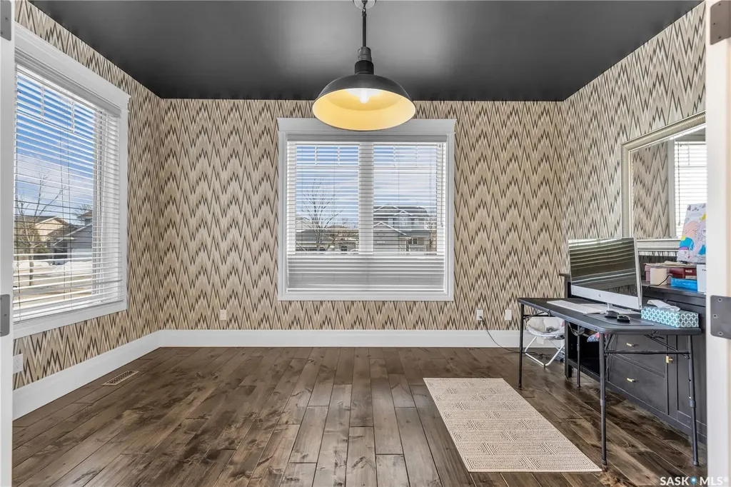 438 Horlick Manor Saskatoon SK S7N 2J6
