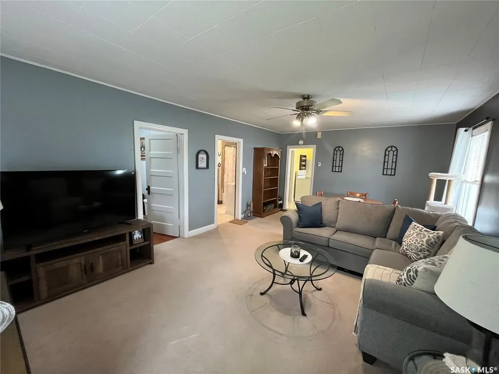 273 2nd Avenue W Unity SK S0K 4L0