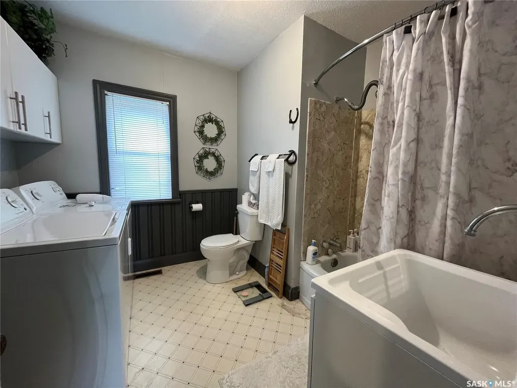 273 2nd Avenue W Unity SK S0K 4L0