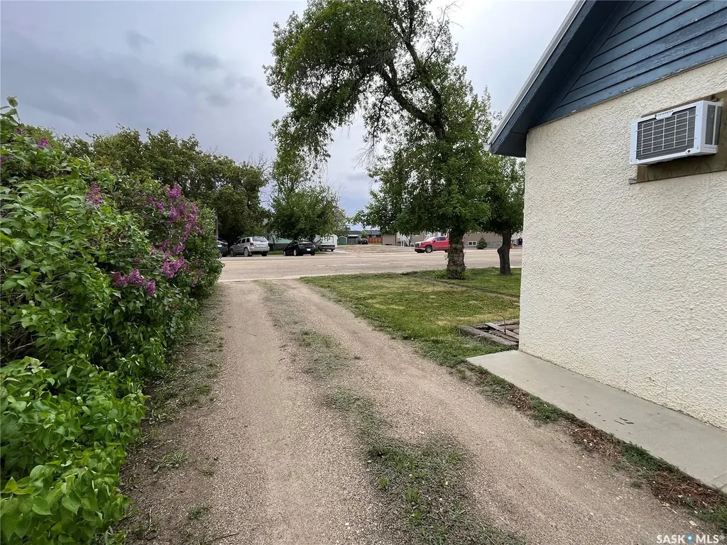 273 2nd Avenue W Unity SK S0K 4L0