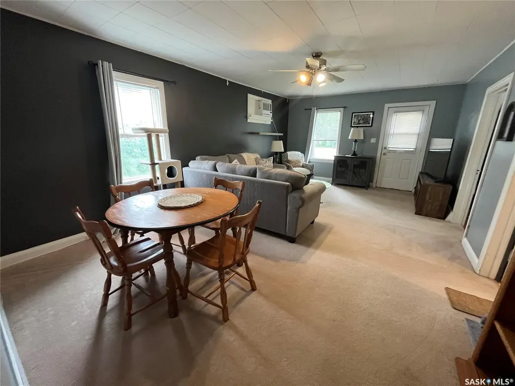 273 2nd Avenue W Unity SK S0K 4L0