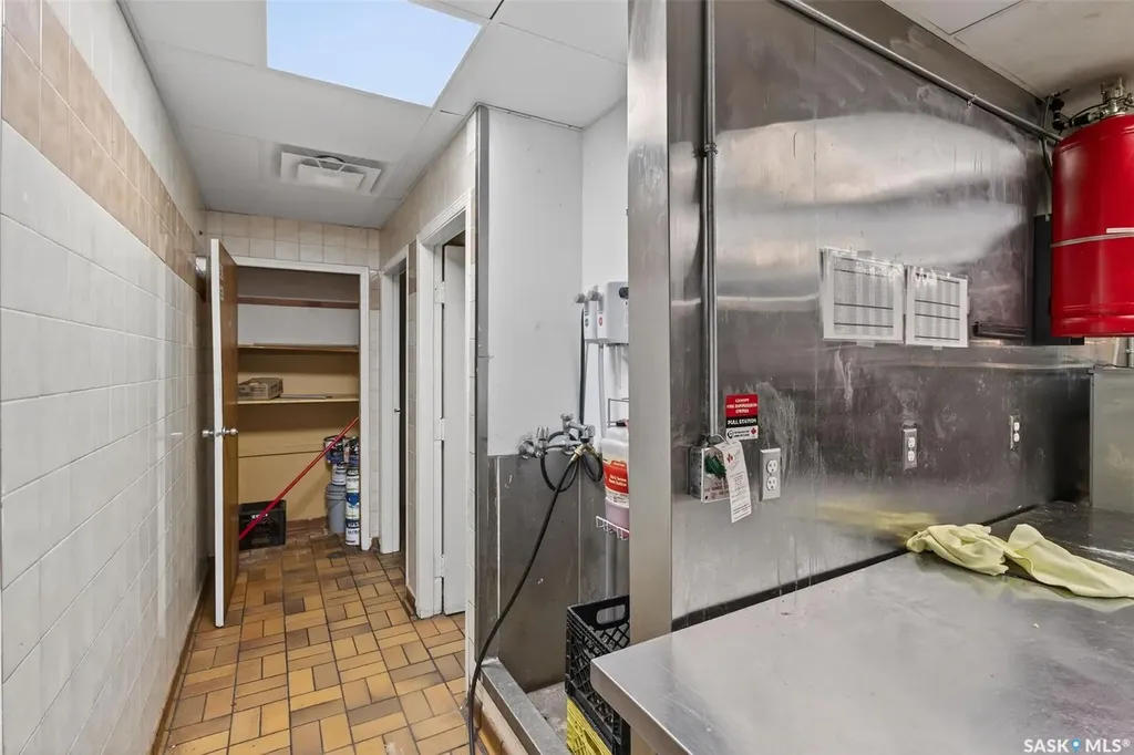 3130 2nd Avenue W Prince Albert SK S6V 5E8