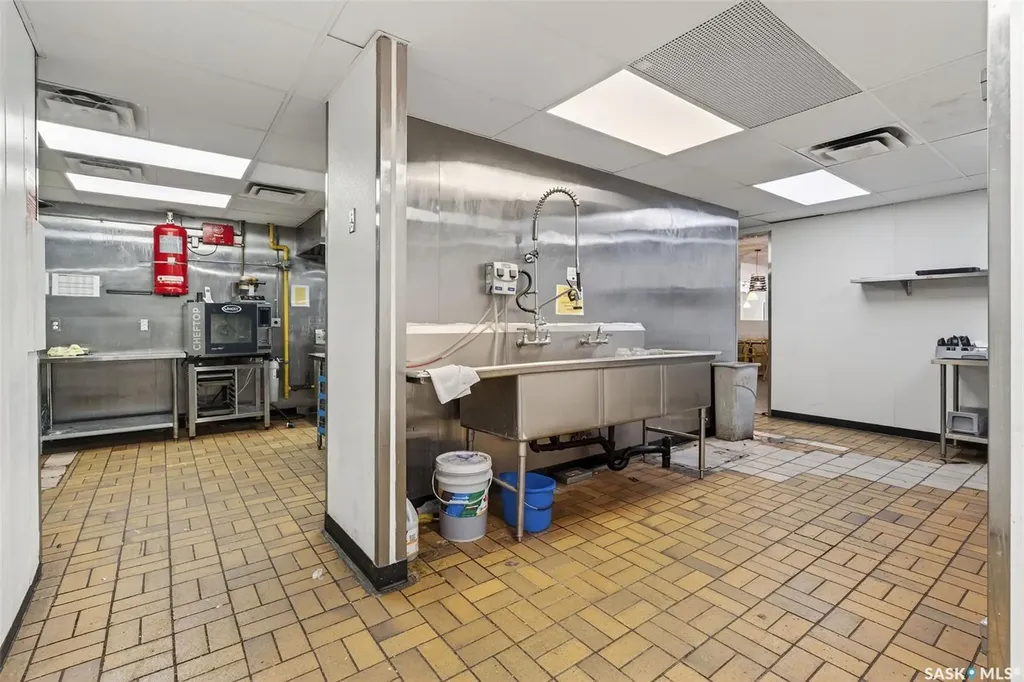 3130 2nd Avenue W Prince Albert SK S6V 5E8