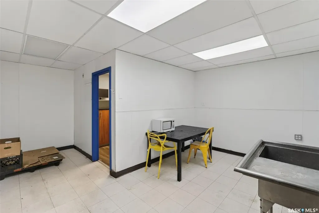 3130 2nd Avenue W Prince Albert SK S6V 5E8