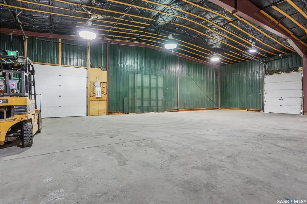 3426 Saskatchewan Drive Regina SK S4T 1H1