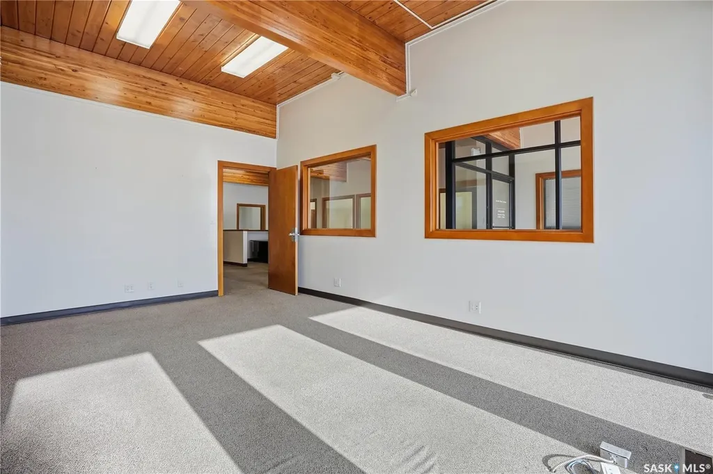 3426 Saskatchewan Drive Regina SK S4T 1H1