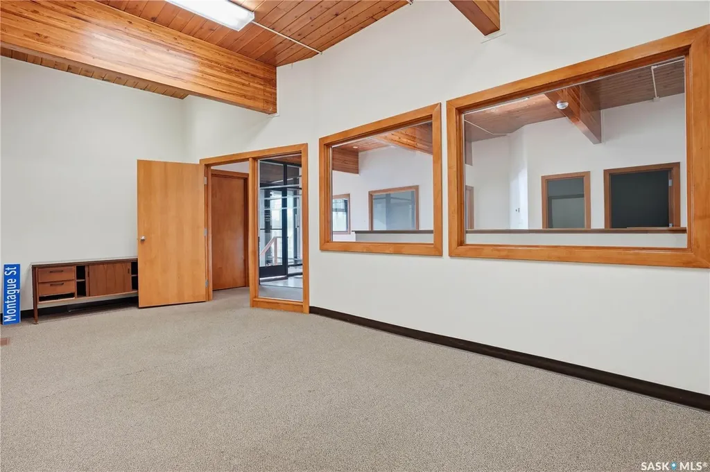 3426 Saskatchewan Drive Regina SK S4T 1H1