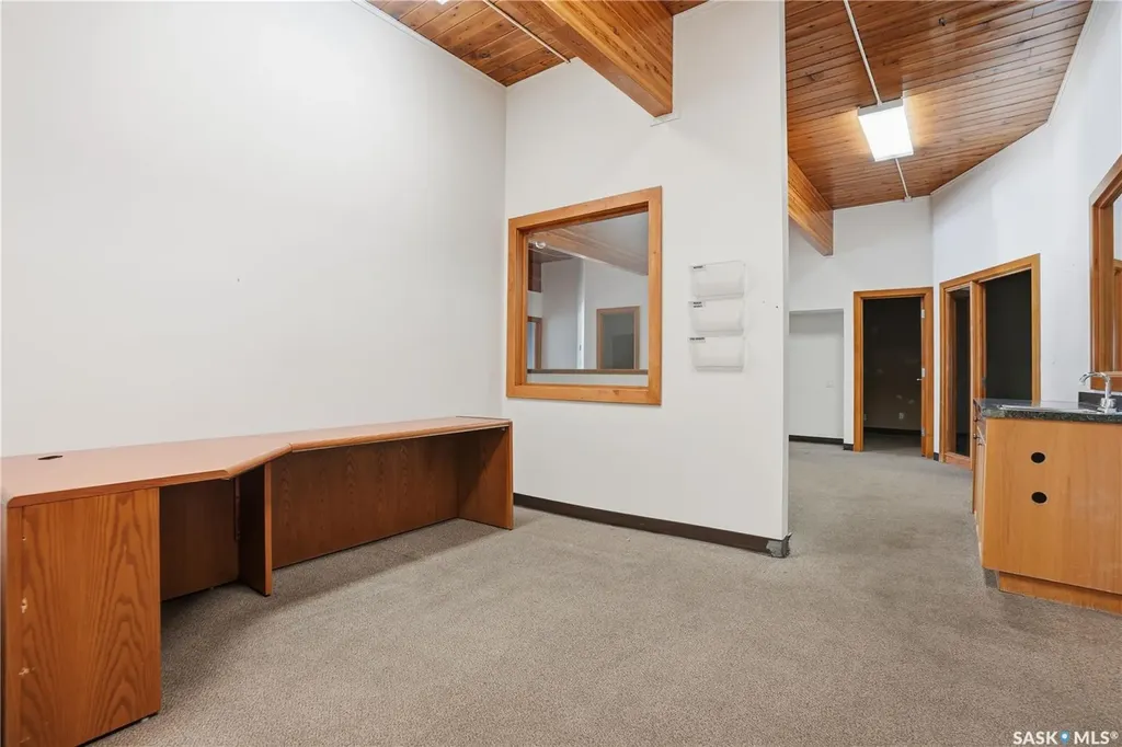 3426 Saskatchewan Drive Regina SK S4T 1H1