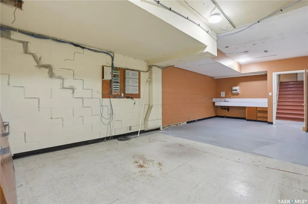3426 Saskatchewan Drive Regina SK S4T 1H1
