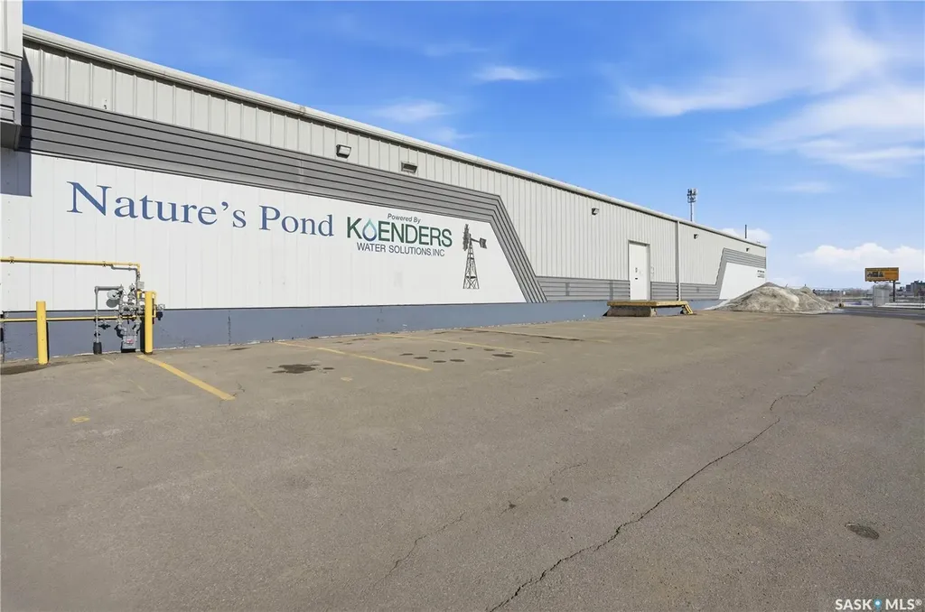 3426 Saskatchewan Drive Regina SK S4T 1H1