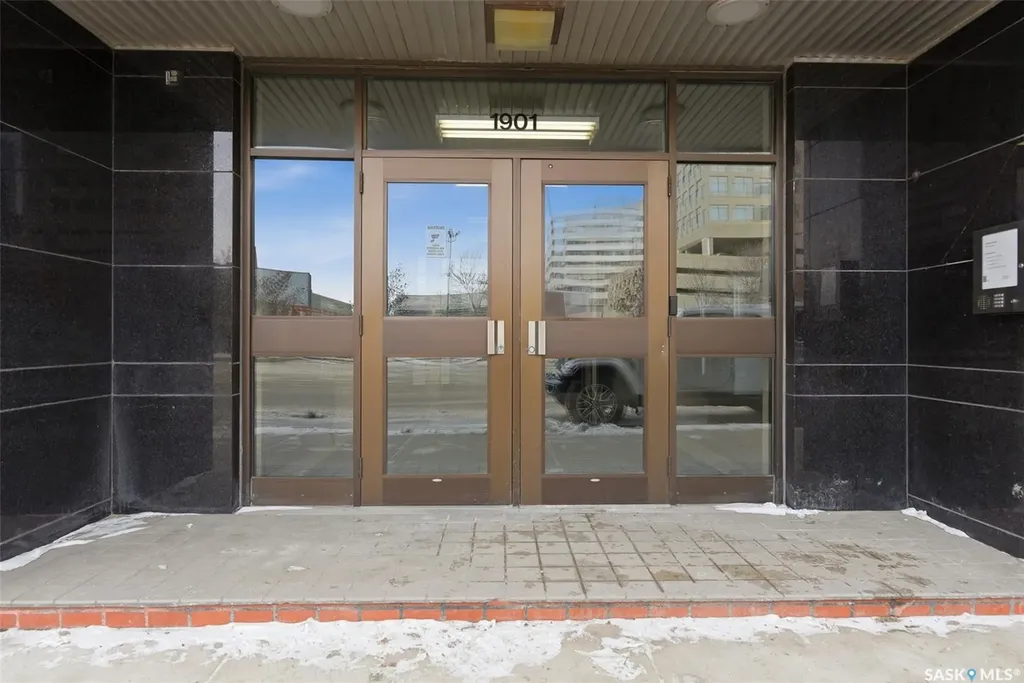 1901 Victoria Avenue Regina SK S4P 3R4
