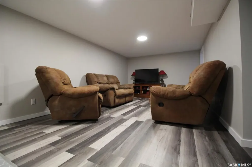 503 Windover Avenue Moosomin SK S0G 3N0