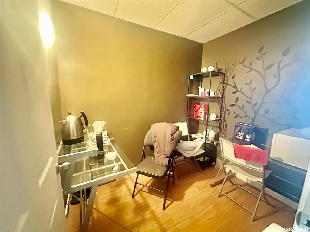 405 Circle Drive E Saskatoon SK S7K 4B4