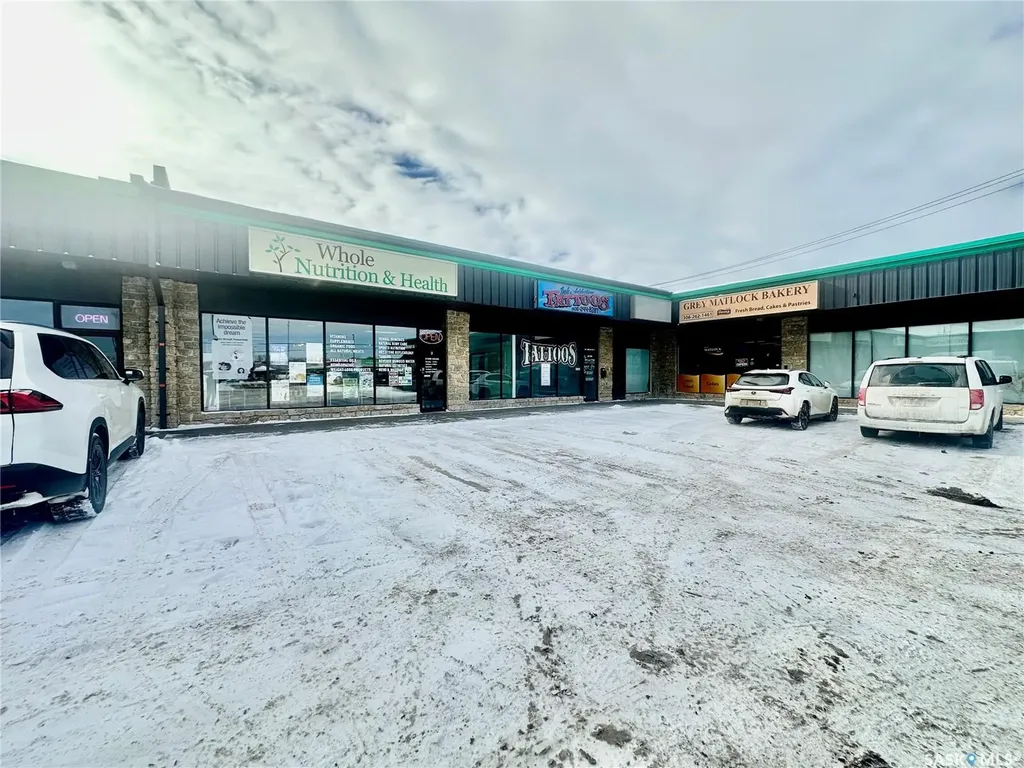 405 Circle Drive E Saskatoon SK S7K 4B4