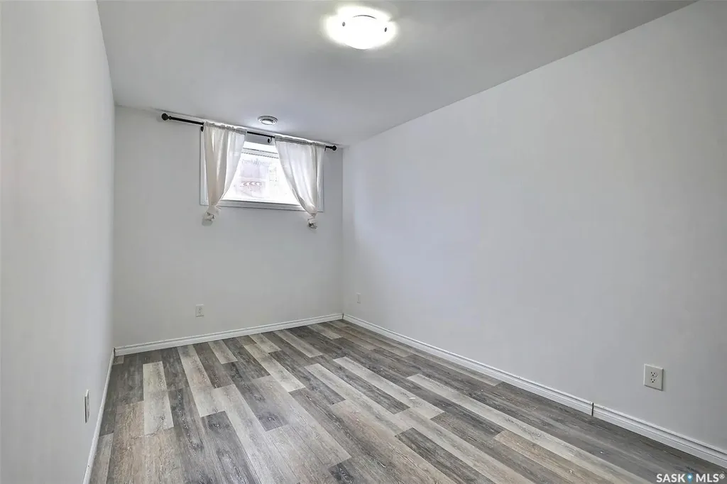 1450 Wascana Street Regina SK S4T 4J5