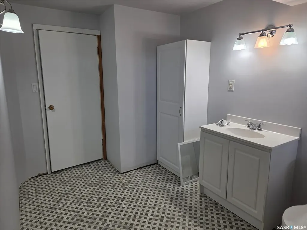 403 Thomson Street Outlook SK S0L 2N0