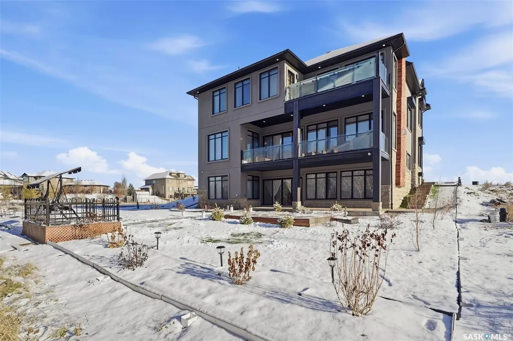 529 Greenbryre Bend Corman Park Rm No. 344 SK S7V 1T9