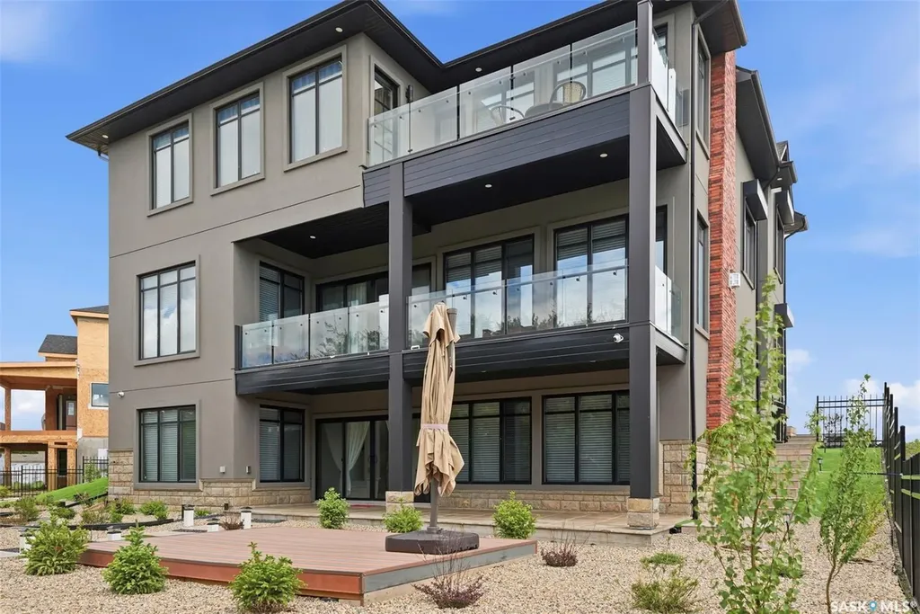 529 Greenbryre Bend Corman Park Rm No. 344 SK S7V 1T9