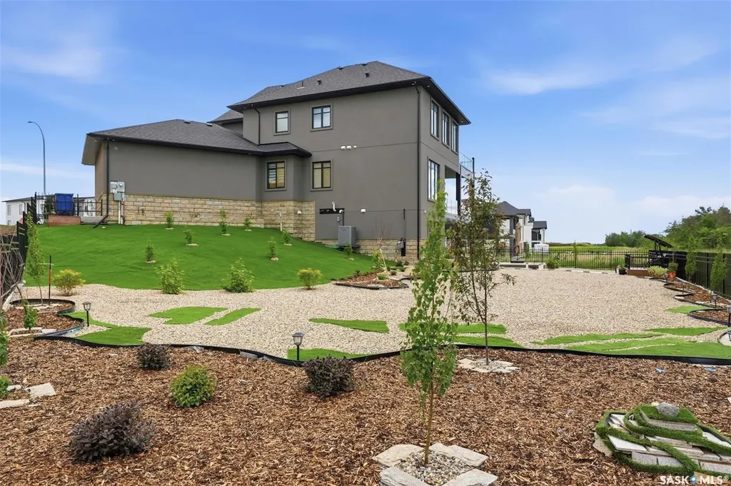 529 Greenbryre Bend Corman Park Rm No. 344 SK S7V 1T9