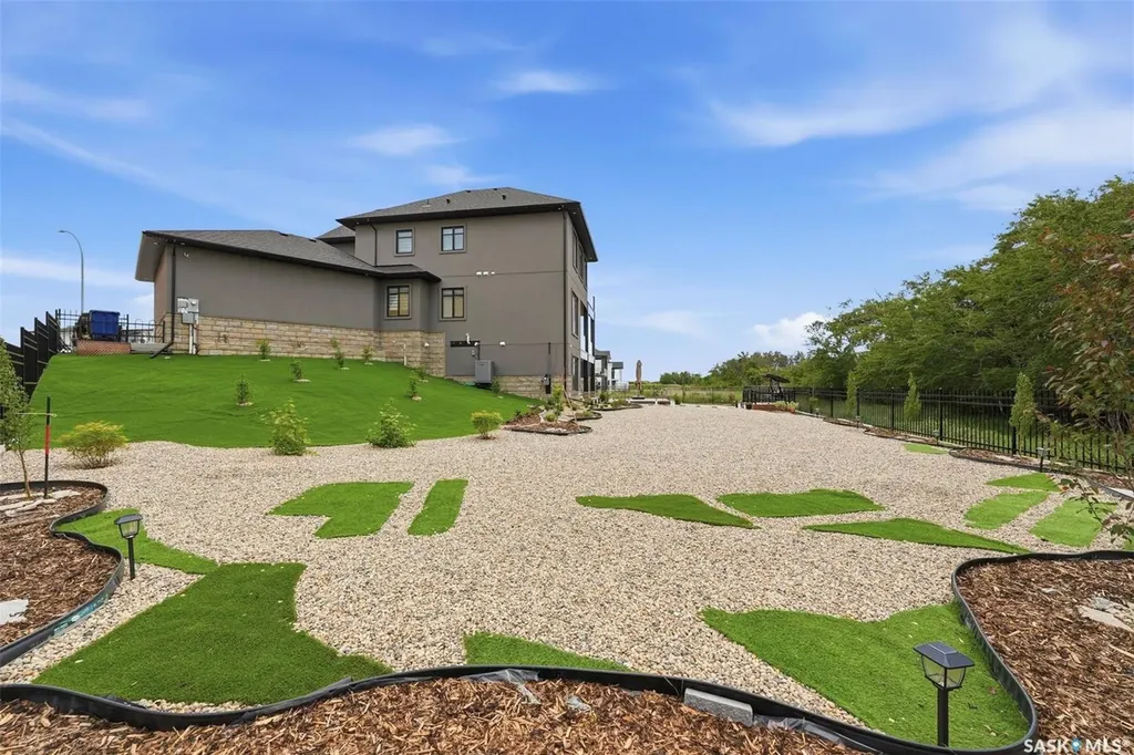 529 Greenbryre Bend Corman Park Rm No. 344 SK S7V 1T9