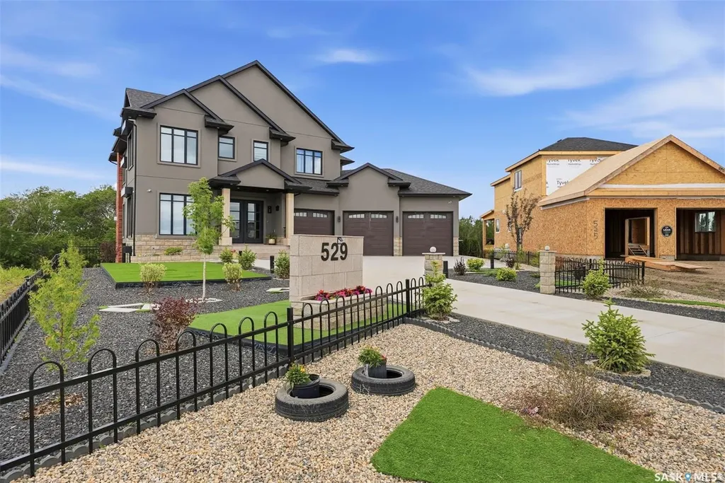 529 Greenbryre Bend Corman Park Rm No. 344 SK S7V 1T9