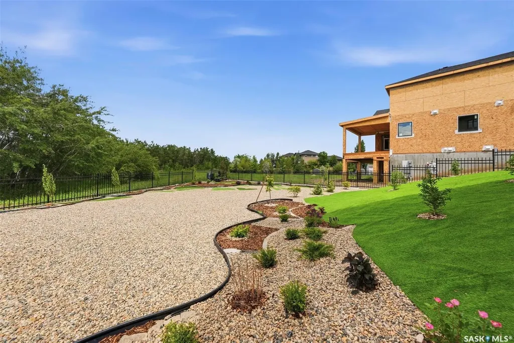 529 Greenbryre Bend Corman Park Rm No. 344 SK S7V 1T9