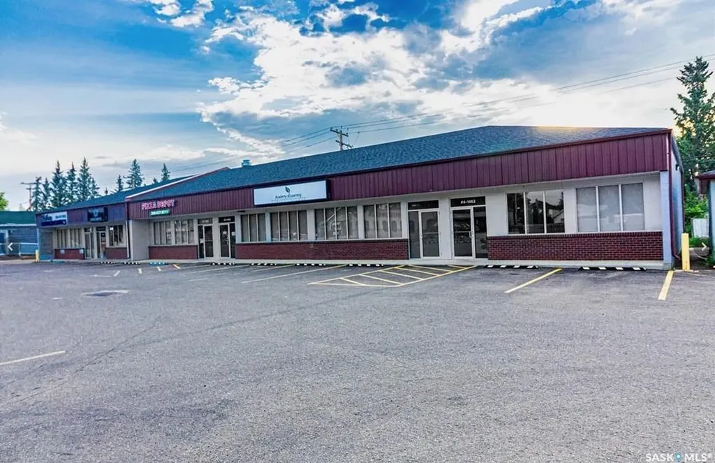 1462-1472 100th Street North Battleford SK S9A 0W1