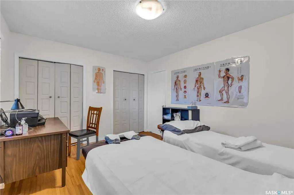 1308 Preston Avenue S Saskatoon SK S7H 2V4