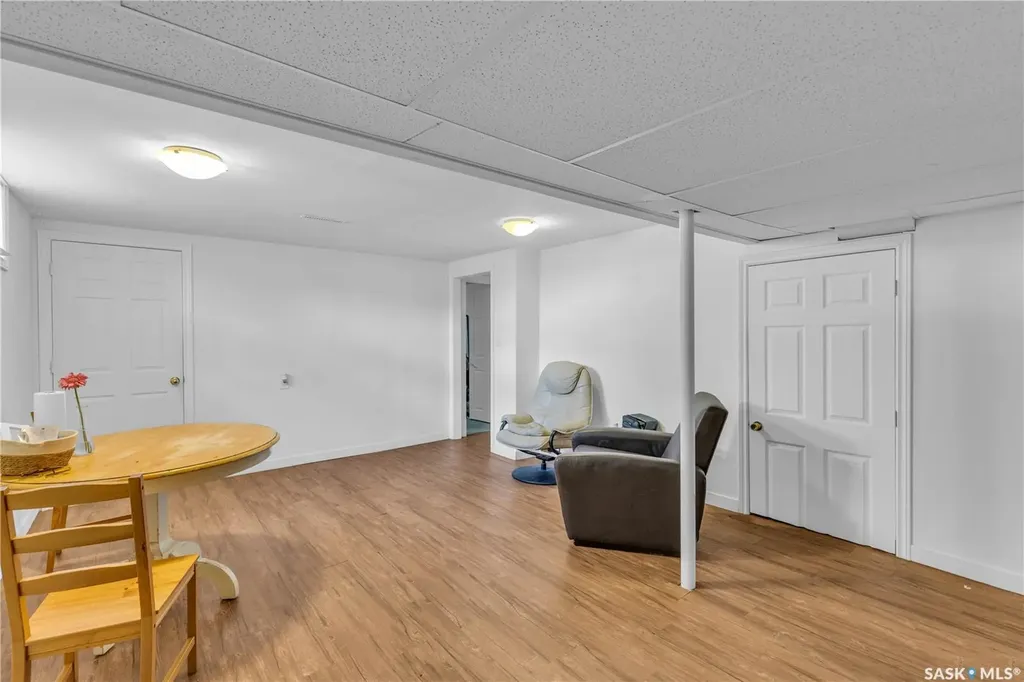 1308 Preston Avenue S Saskatoon SK S7H 2V4