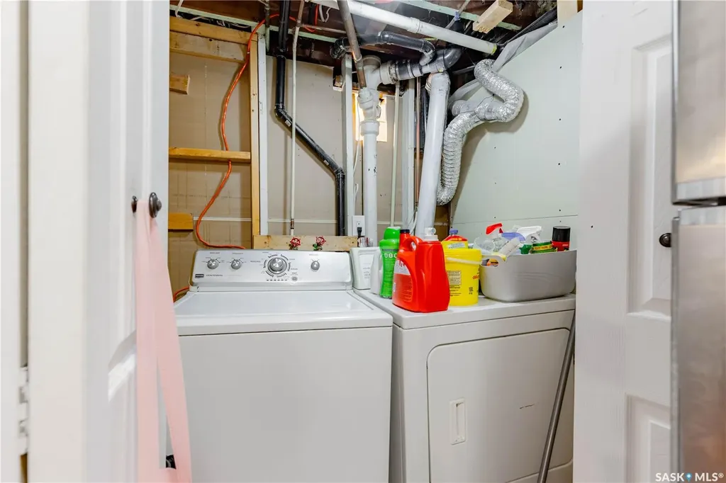 1308 Preston Avenue S Saskatoon SK S7H 2V4