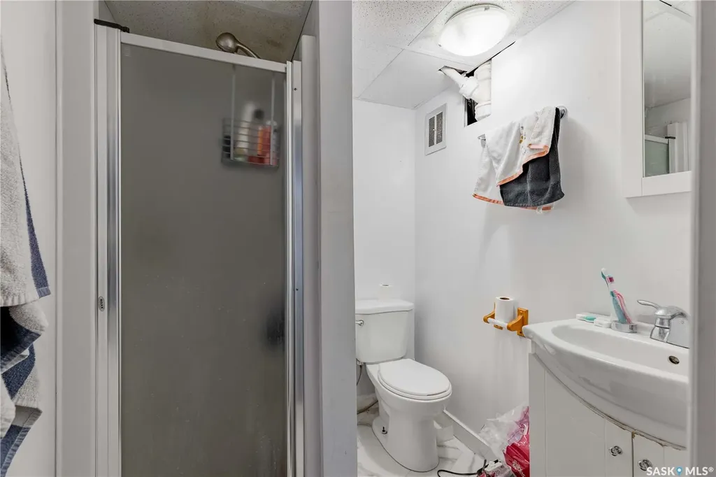 1308 Preston Avenue S Saskatoon SK S7H 2V4