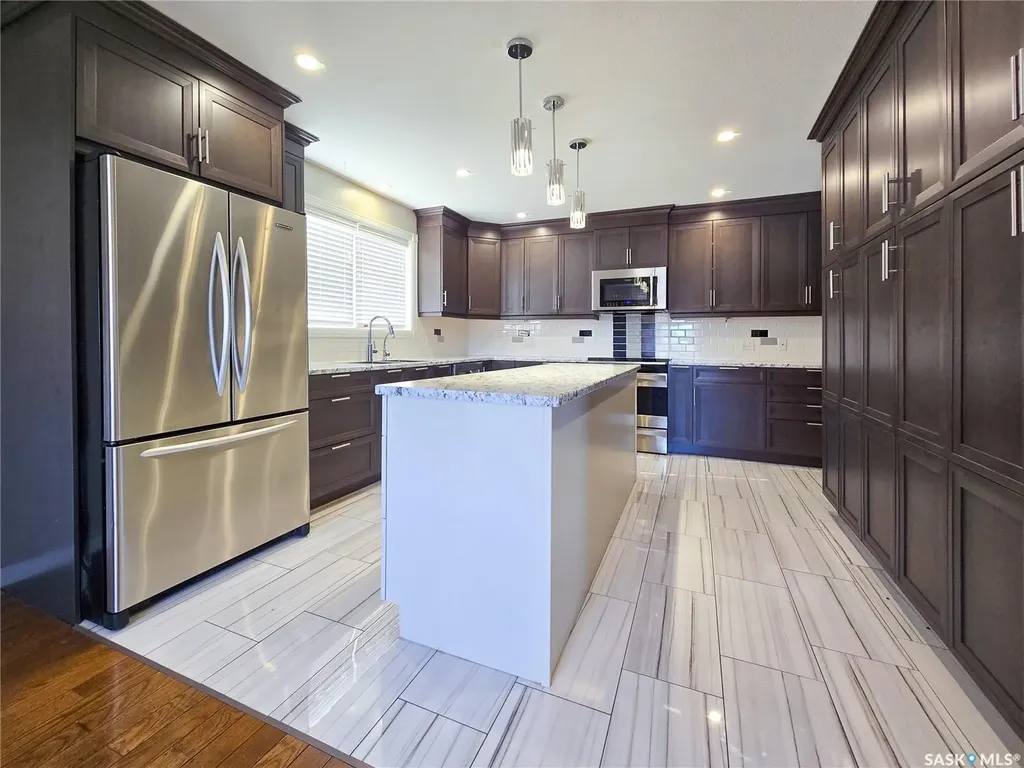 427 Main Street Melville SK S0A 2P0