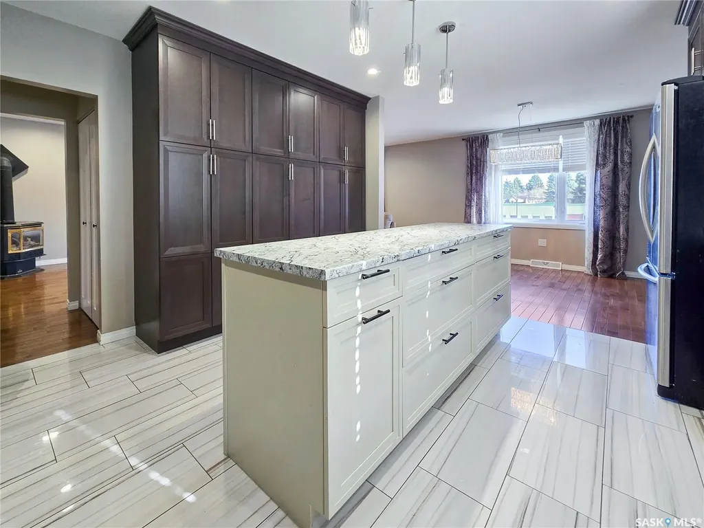 427 Main Street Melville SK S0A 2P0
