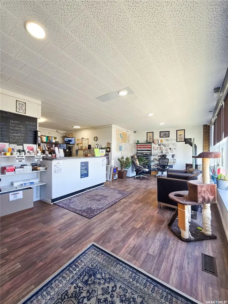 427 Main Street Melville SK S0A 2P0