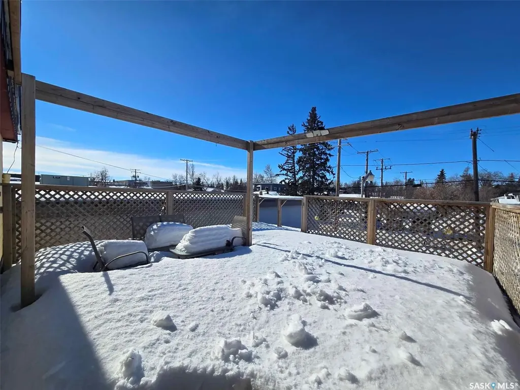 427 Main Street Melville SK S0A 2P0