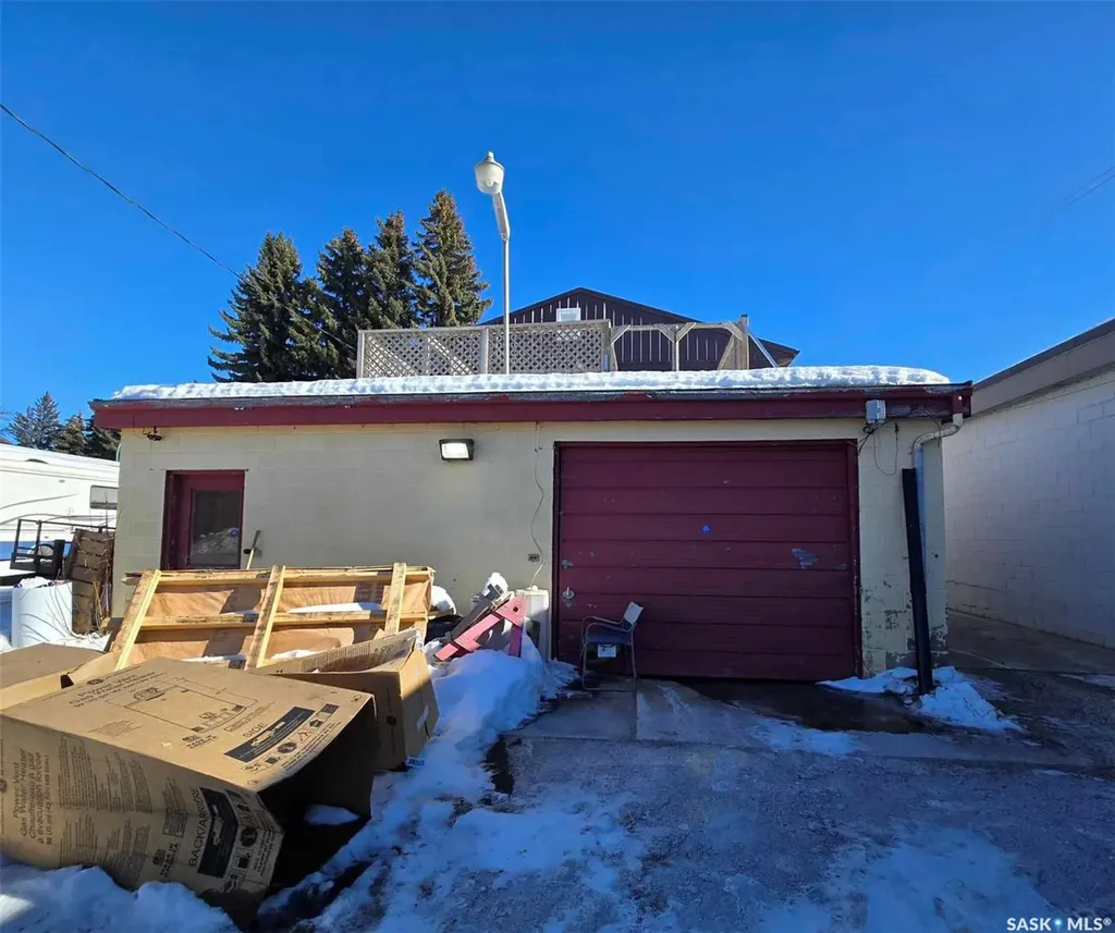 427 Main Street Melville SK S0A 2P0