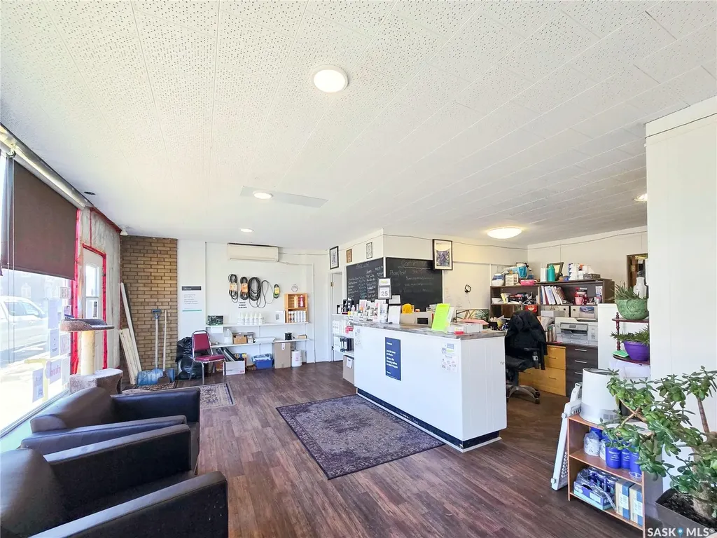 427 Main Street Melville SK S0A 2P0