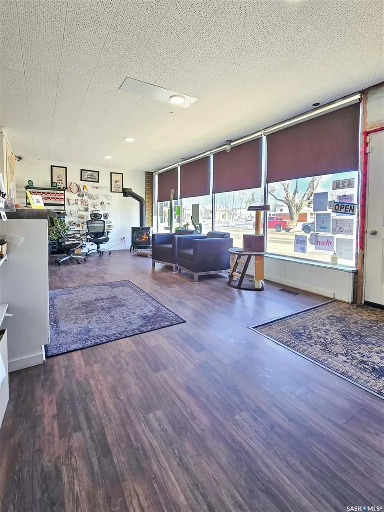 427 Main Street Melville SK S0A 2P0