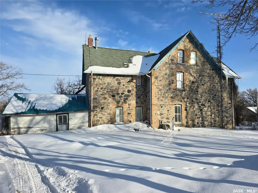 934 Main Street Broadview SK S0G 0K0