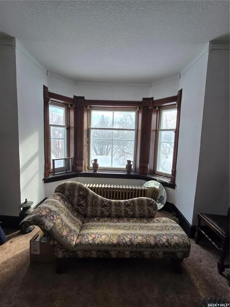 934 Main Street Broadview SK S0G 0K0