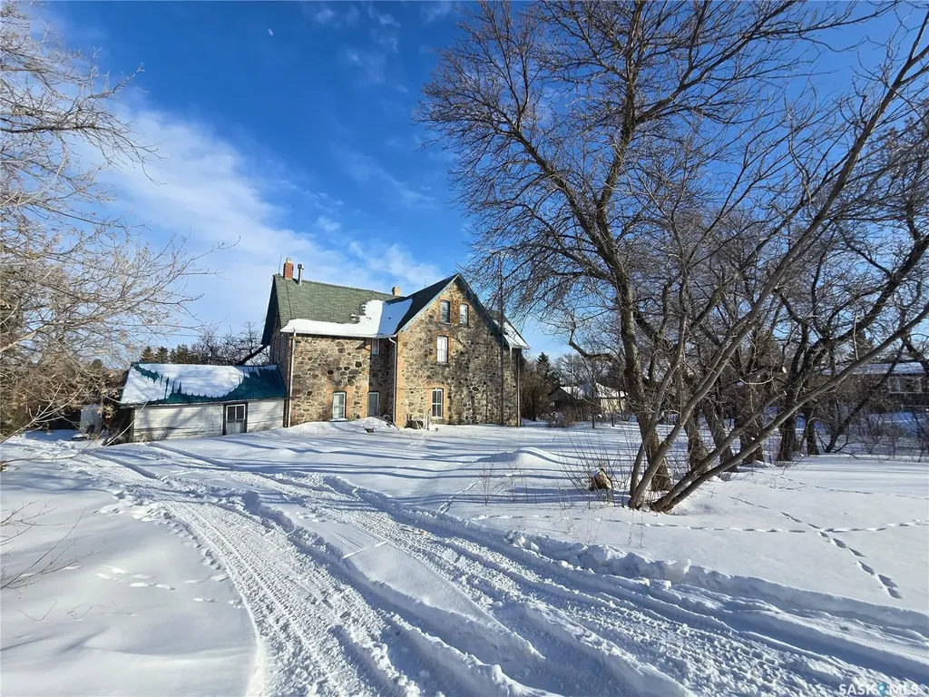 934 Main Street Broadview SK S0G 0K0