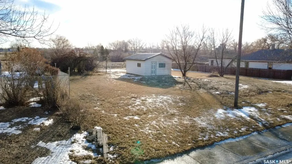 61 14th Avenue SE Swift Current SK S9H 3S3