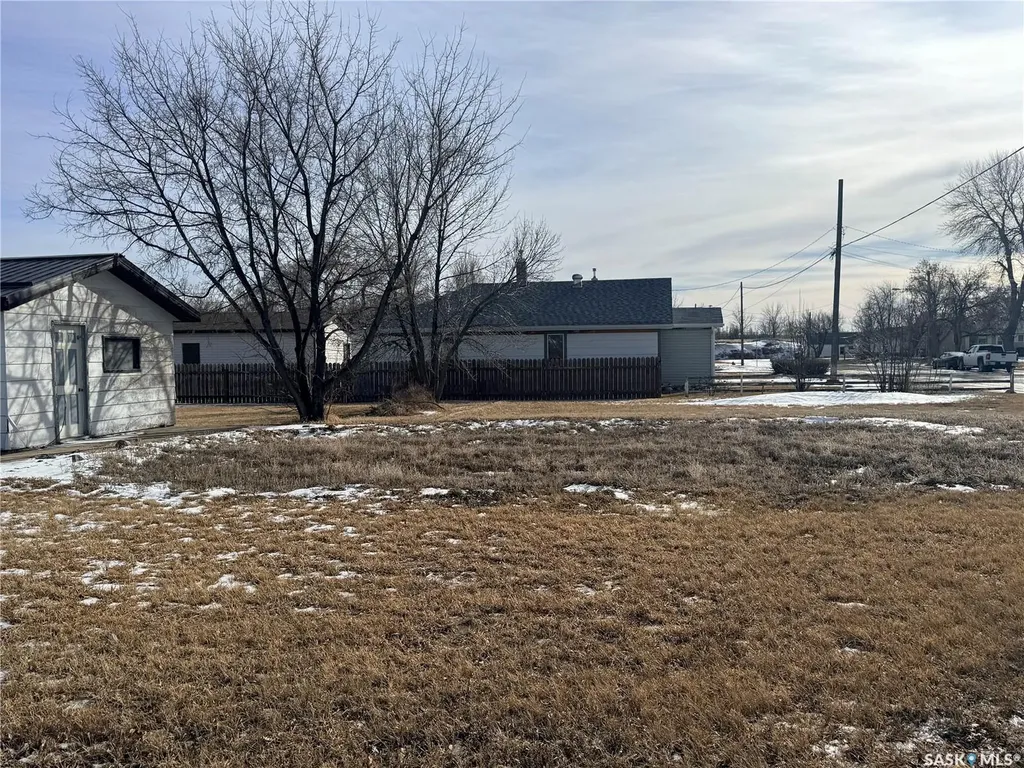 61 14th Avenue SE Swift Current SK S9H 3S3