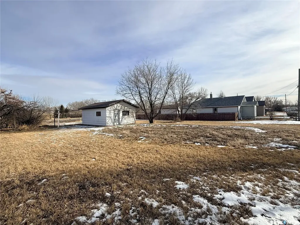 61 14th Avenue SE Swift Current SK S9H 3S3