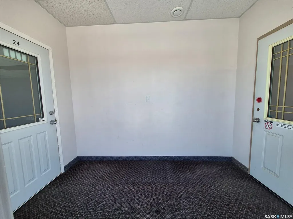 24 12th Street NE Weyburn SK S4H 1K2