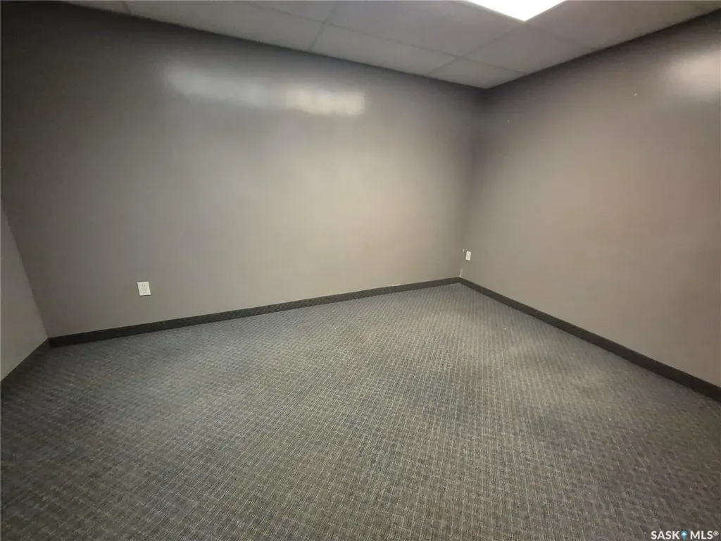 24 12th Street NE Weyburn SK S4H 1K2