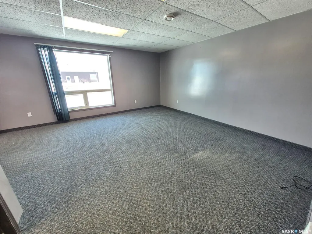 24 12th Street NE Weyburn SK S4H 1K2