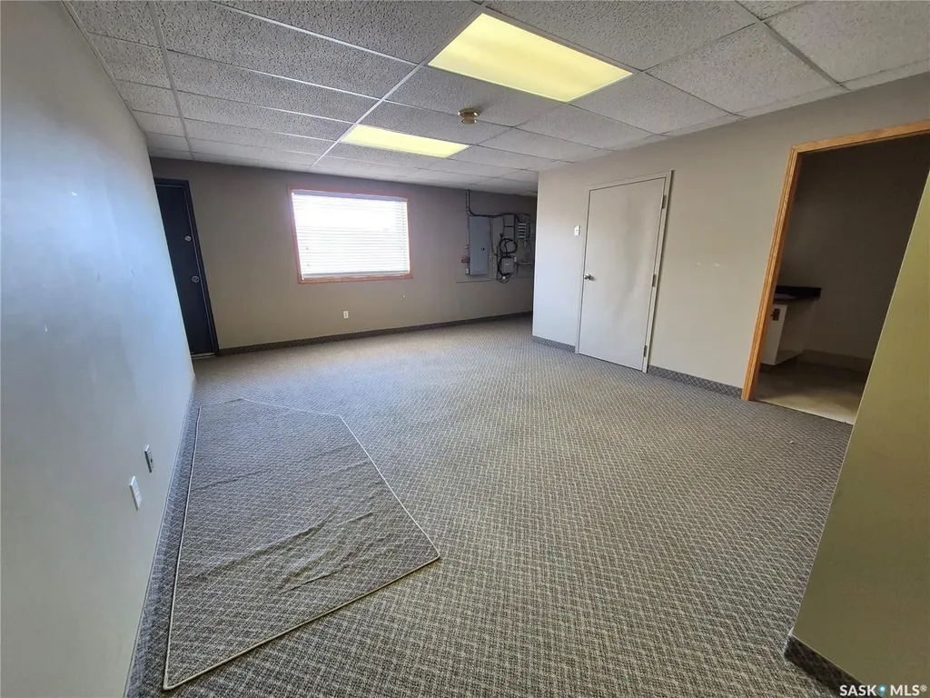 24 12th Street NE Weyburn SK S4H 1K2