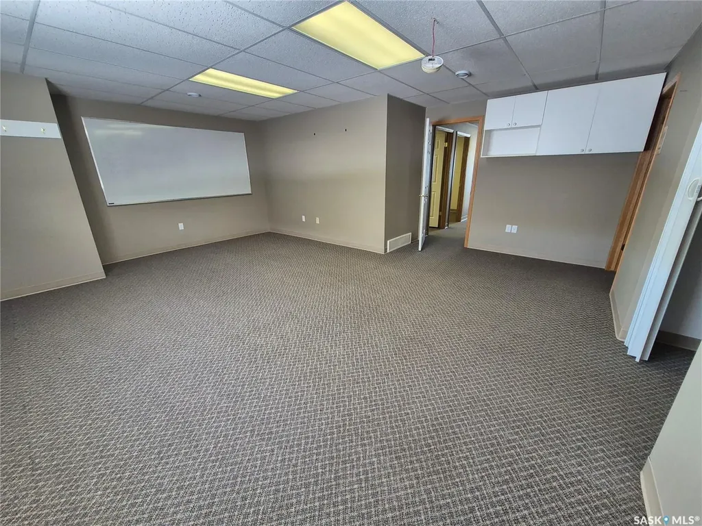 24 12th Street NE Weyburn SK S4H 1K2